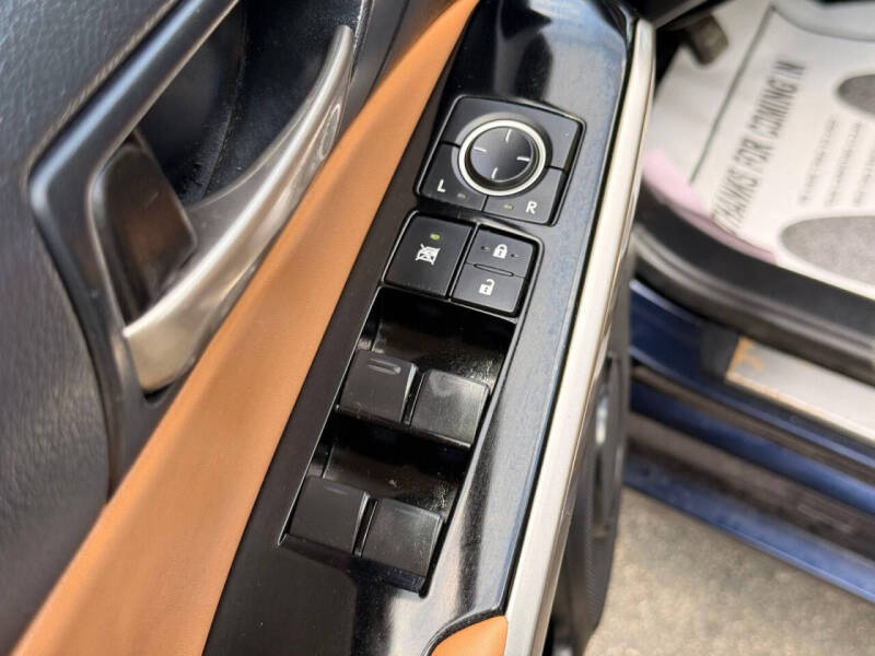 2017 Lexus IS 300