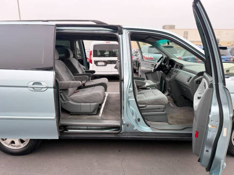 2004 Honda Odyssey EX w/DVD