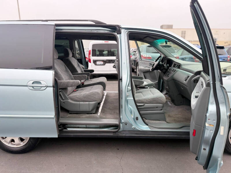 2004 Honda Odyssey EX w/DVD