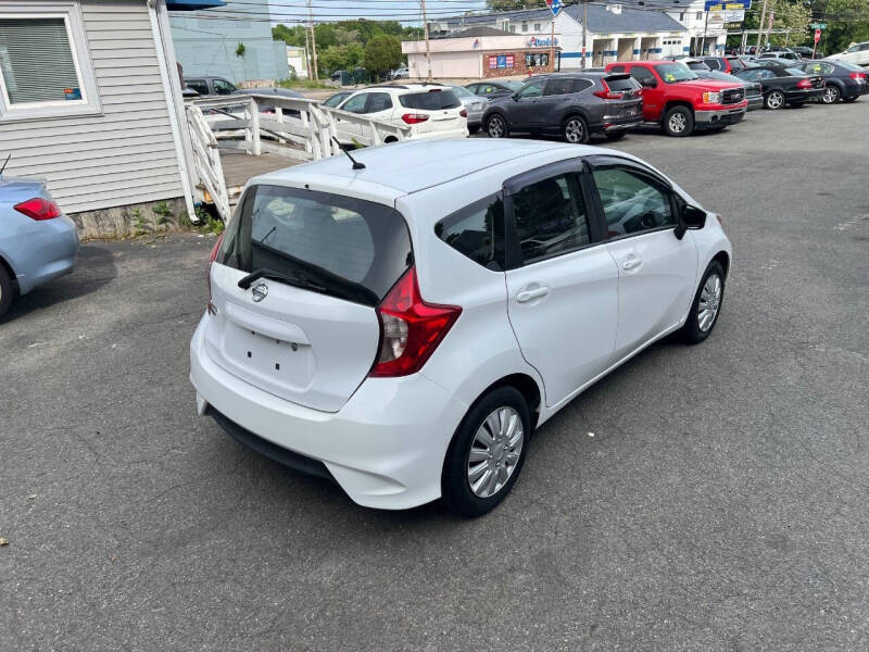 2017 Nissan Versa Note SV