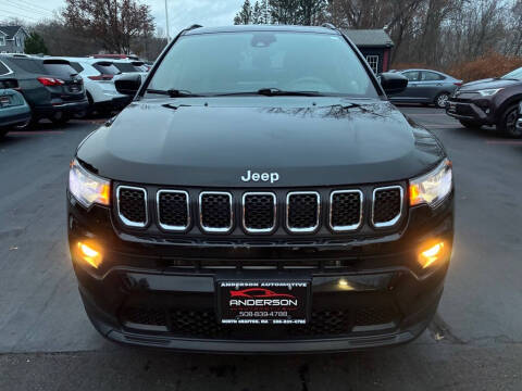 2023 Jeep Compass Latitude Lux