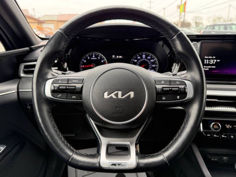 2023 Kia K5