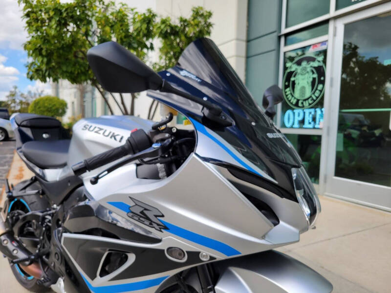 2025 Suzuki GSXR 1000 ABS