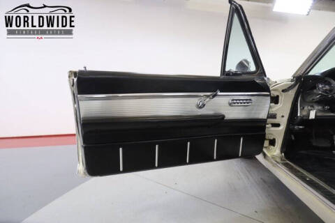 1962 Ford Thunderbird