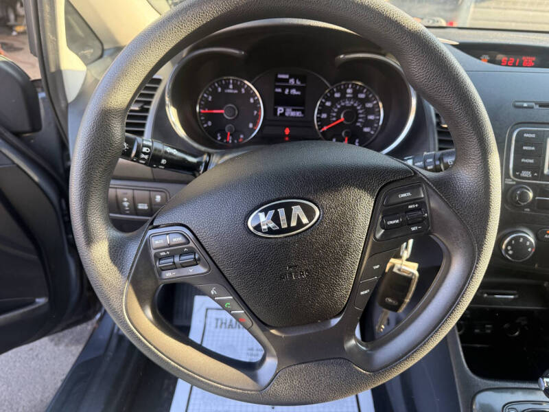 2016 Kia Forte5 LX