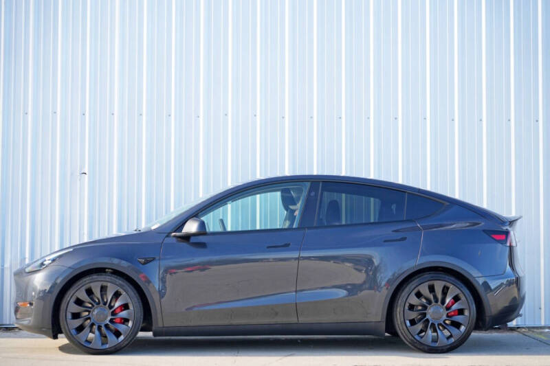 2024 Tesla Model Y Performance