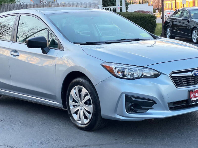 2018 Subaru Impreza null photo 11