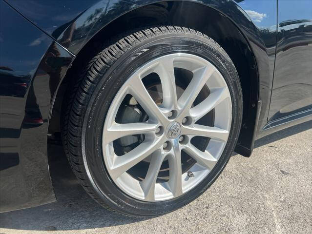 2013 Toyota Avalon Sedan - $15,397