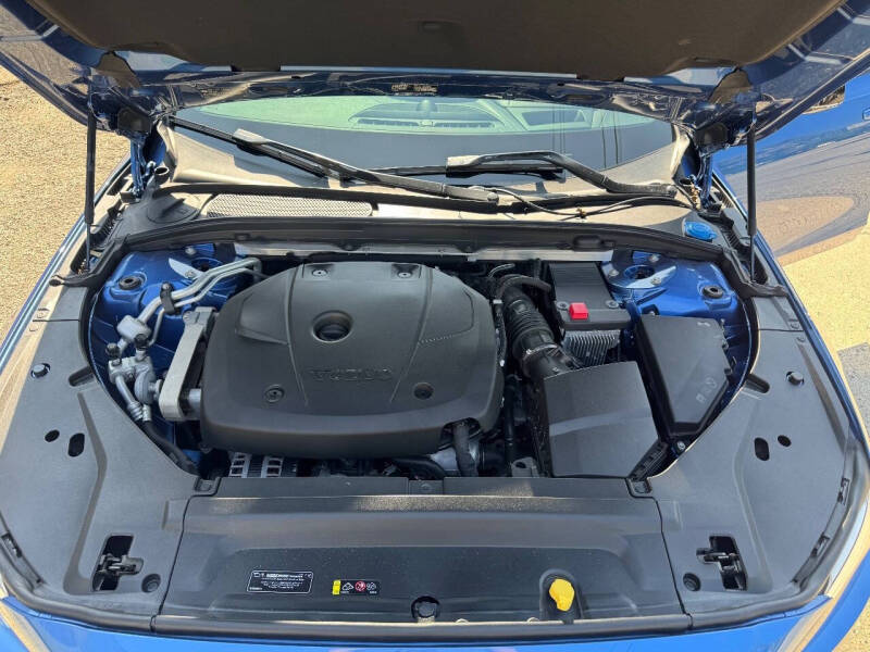 2018 Volvo V90 T6 R-Design