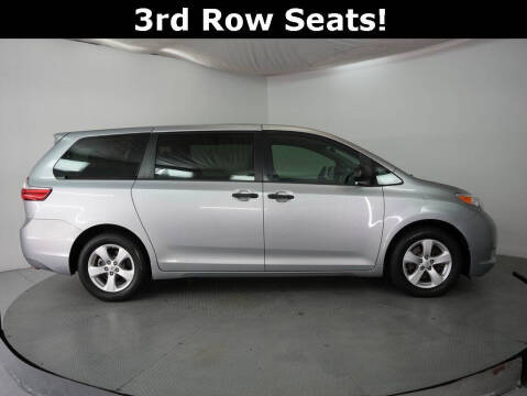 2015 Toyota Sienna L 7-Passenger