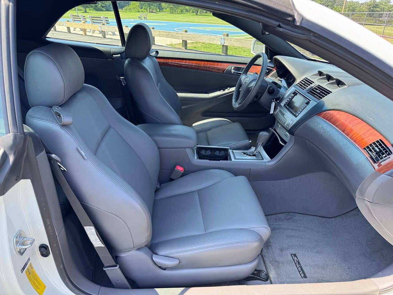 2008 Toyota Camry Solara 23