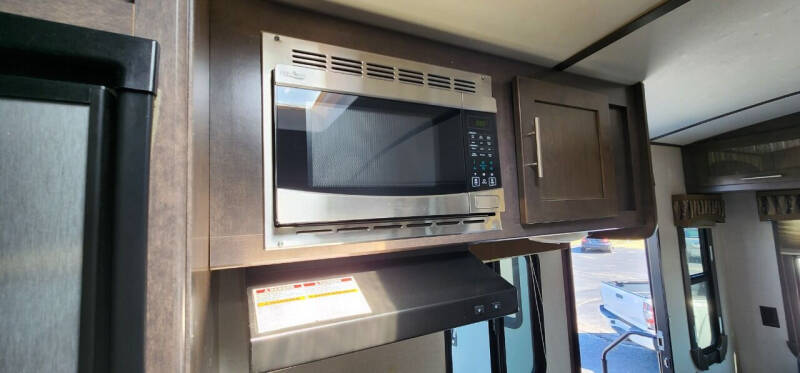 2018 Keystone RV SunSet Trail Super Lite