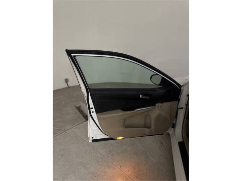 2014 Toyota Camry XLE V6