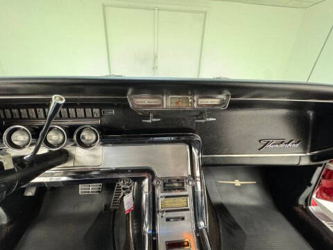1964 Ford Thunderbird