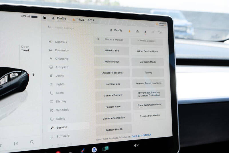 2023 Tesla Model 3 Performance