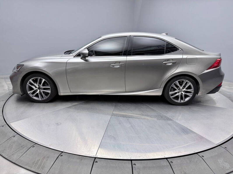 2019 Lexus IS 300