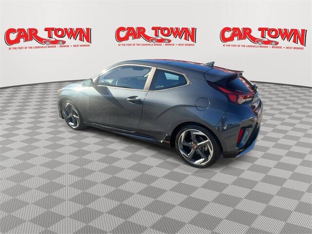 2020 Hyundai Veloster