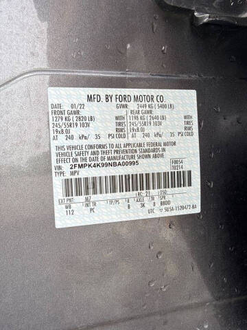 2022 Ford Edge Titanium