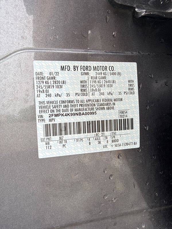 2022 Ford Edge Titanium