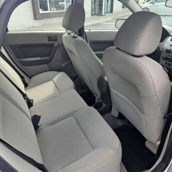 2009 Ford Focus S