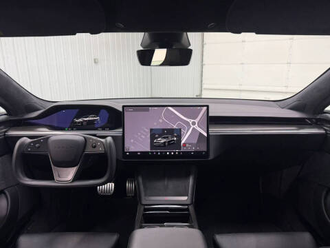 2025 Tesla Model S Plaid