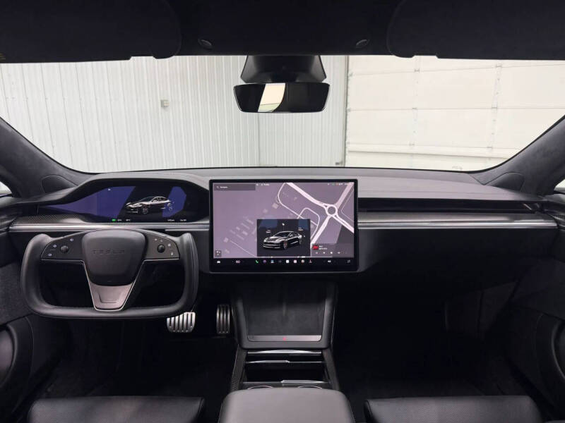 2025 Tesla Model S Plaid