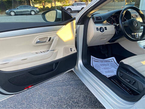 2009 Volkswagen CC Luxury