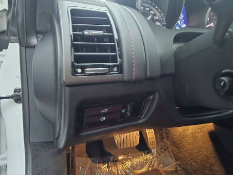 2015 Jaguar F-TYPE R