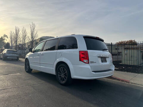 2017 Dodge Grand Caravan SXT