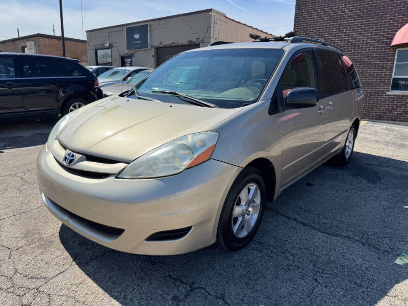 2006 Toyota Sienna LE 7 Passenger