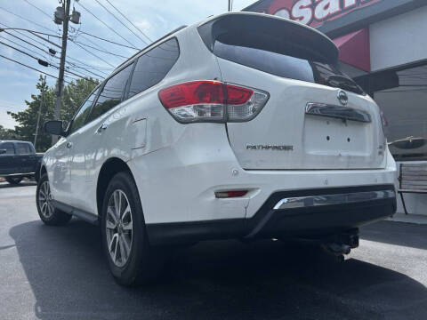2013 Nissan Pathfinder SV