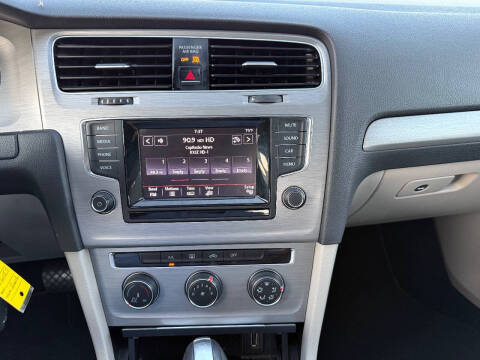 2015 Volkswagen Golf TSI S