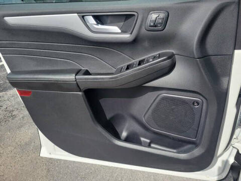 2024 Ford Escape Hybrid Platinum