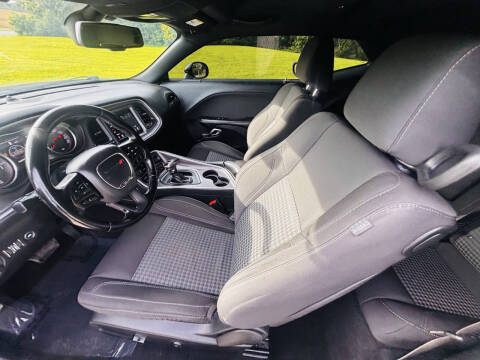 2019 Dodge Challenger SXT