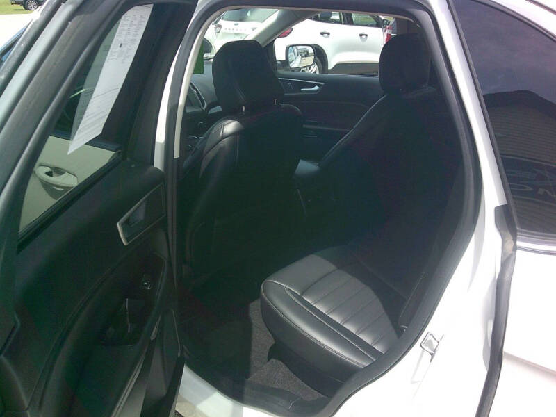 2020 Ford Edge SEL