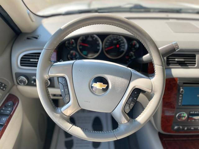 2011 Chevrolet Avalanche LTZ