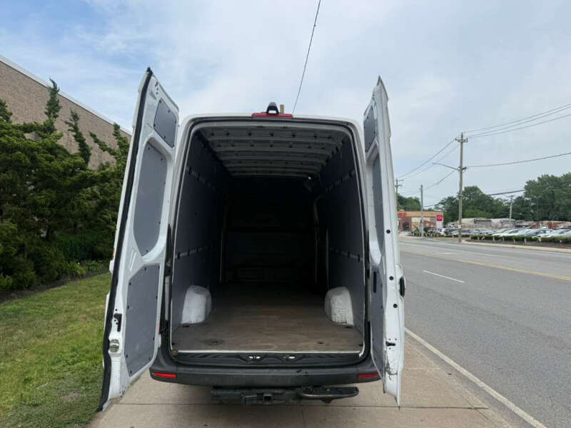 2019 Freightliner Sprinter 2500