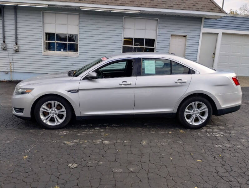 2016 Ford Taurus SEL