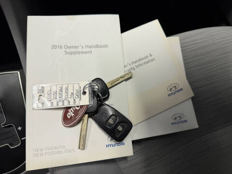 2016 Hyundai Accent SE