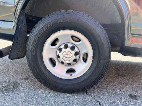 2016 Chevrolet Express 2500