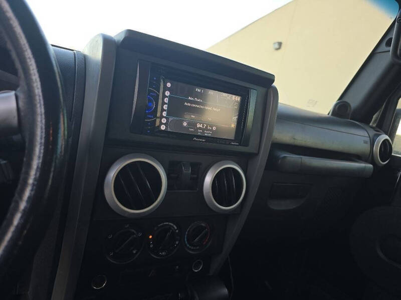 2010 Jeep Wrangler Sahara