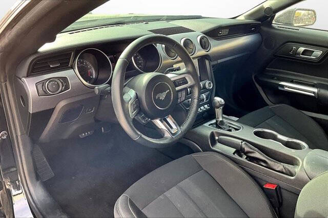 2020 Ford Mustang EcoBoost