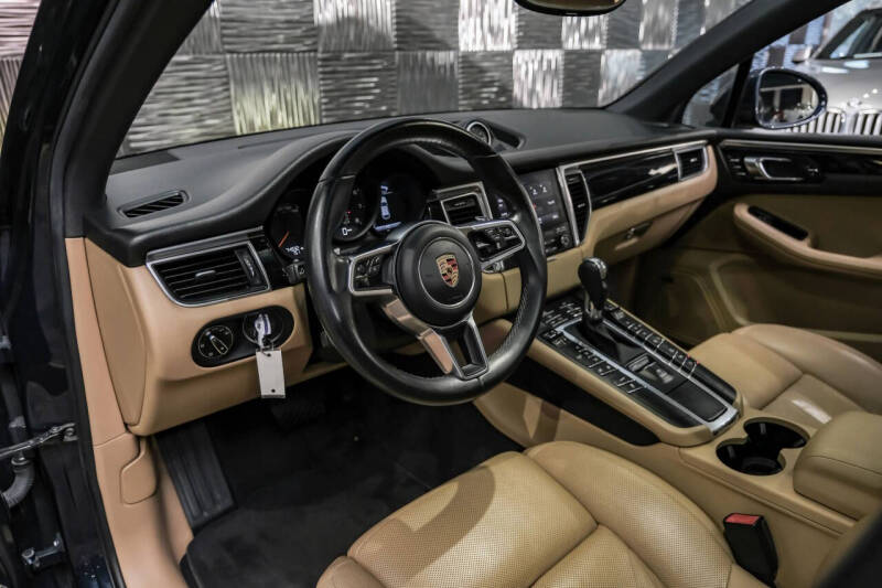 2018 Porsche Macan