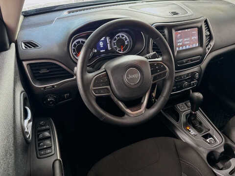 2019 Jeep Cherokee Latitude