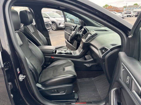 2020 Ford Edge ST
