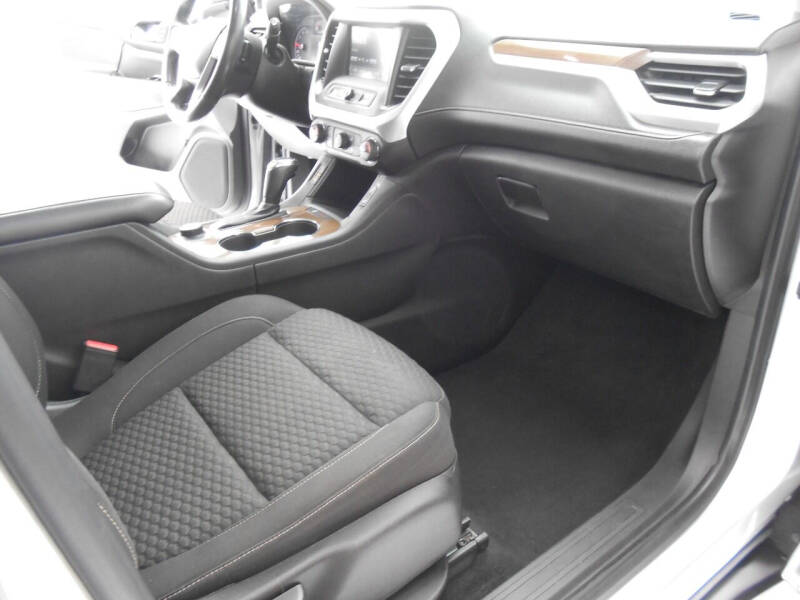 2019 GMC Acadia SLE-2