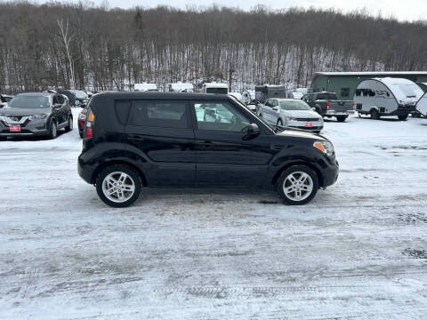 2011 Kia Soul +