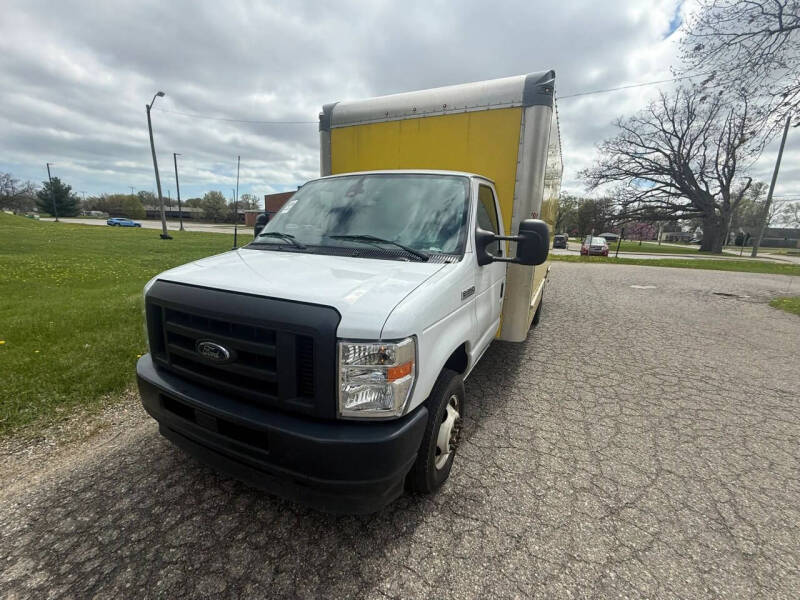 2023 Ford E-Series