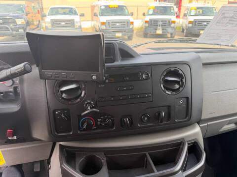 2014 Ford E-Series E-150