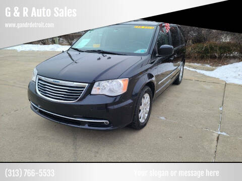 2015 Chrysler Town and Country for sale at G & R Auto Sales in Detroit MI